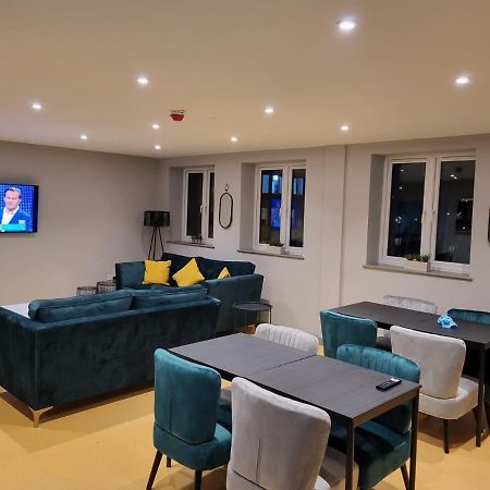 Phoenix Pods Hotel Ливърпул Екстериор снимка